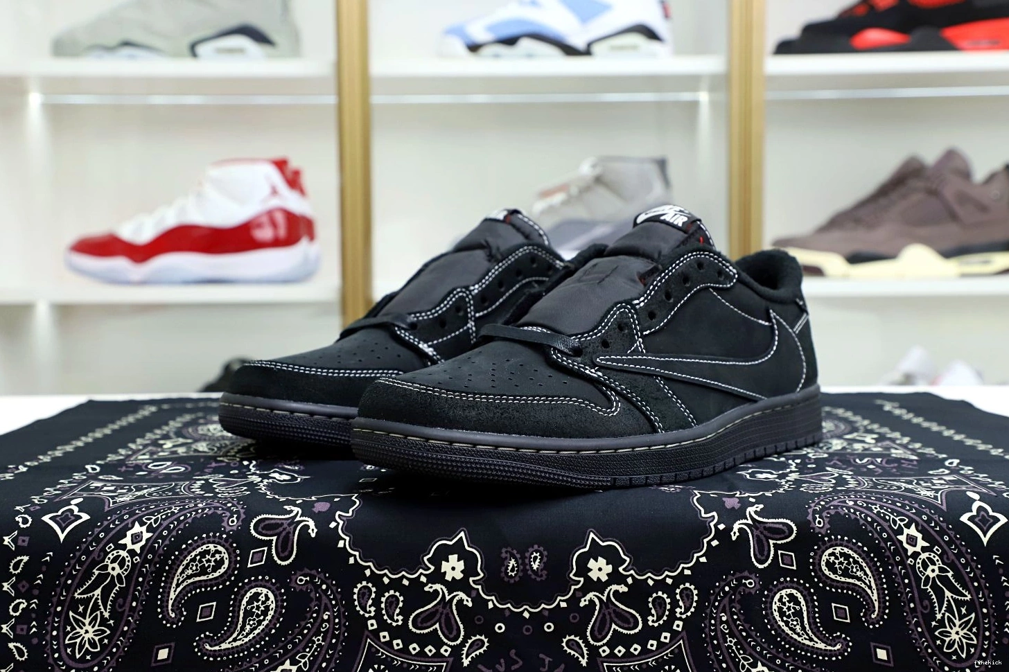 1 SCOTT “BLACK LOW JORDAN PHANTOM” AIR NIKE OG TRAVIS X 0122